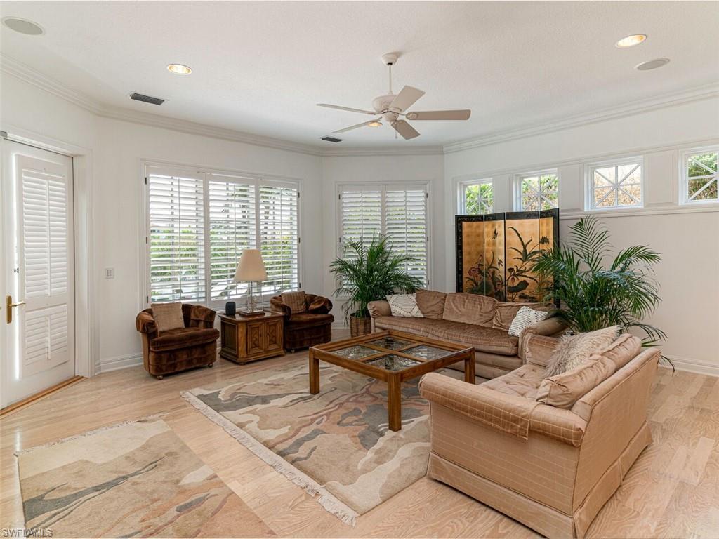 PARK SHORE - Residential