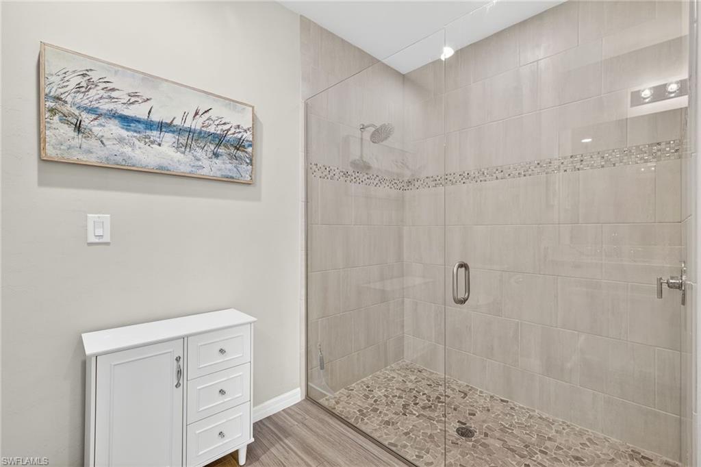 CORAL HARBOR - Residential