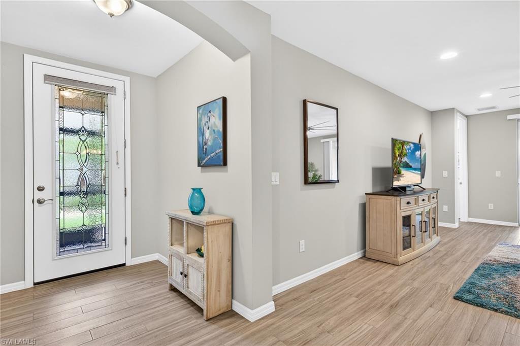 CORAL HARBOR - Residential