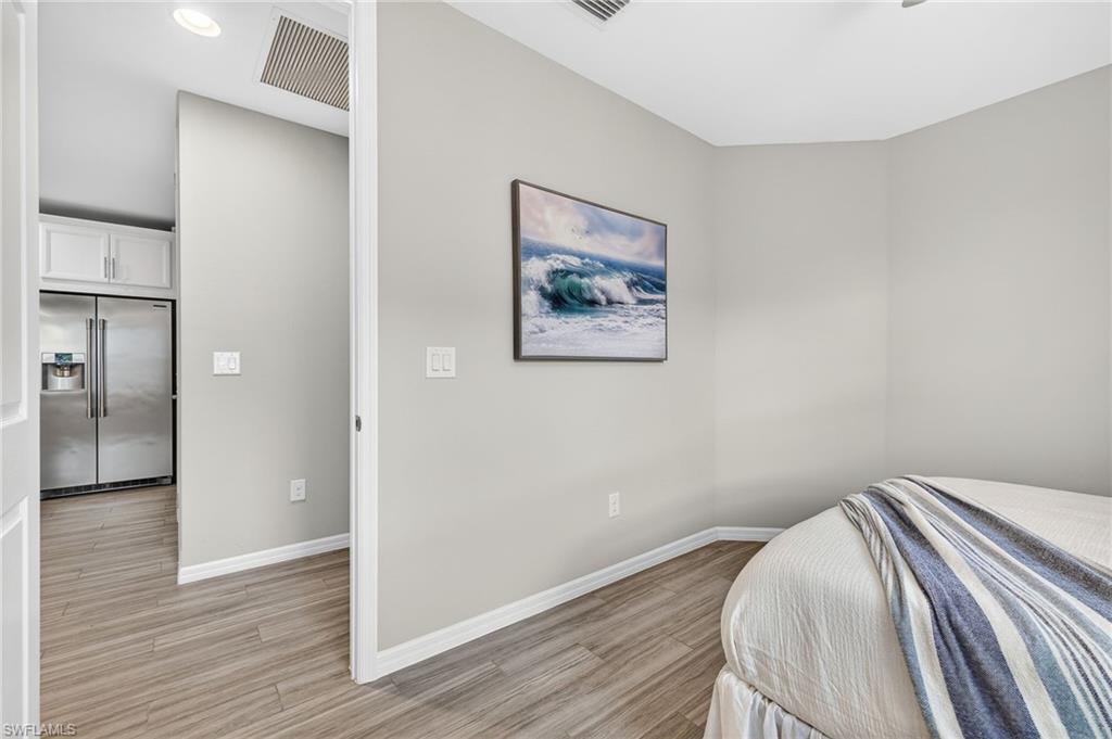 CORAL HARBOR - Residential