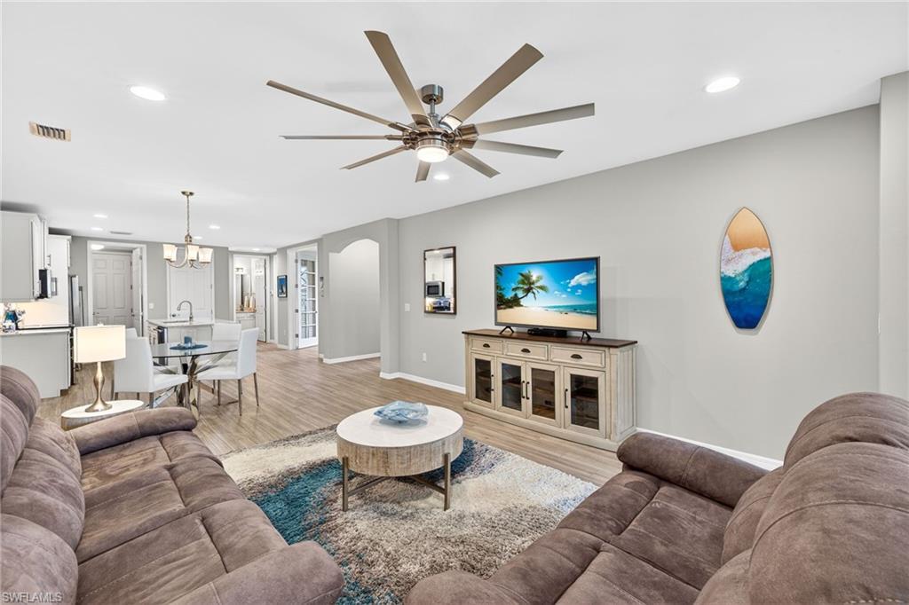 CORAL HARBOR - Residential