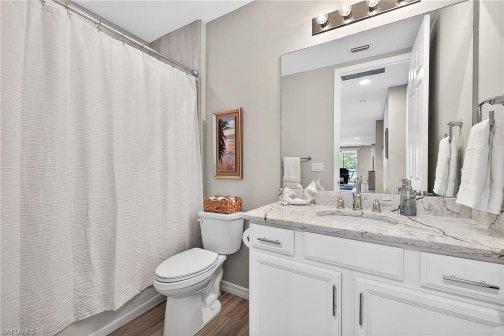 CORAL HARBOR - Residential