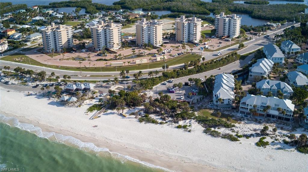 BEACH AND TENNIS CLUB - Residential