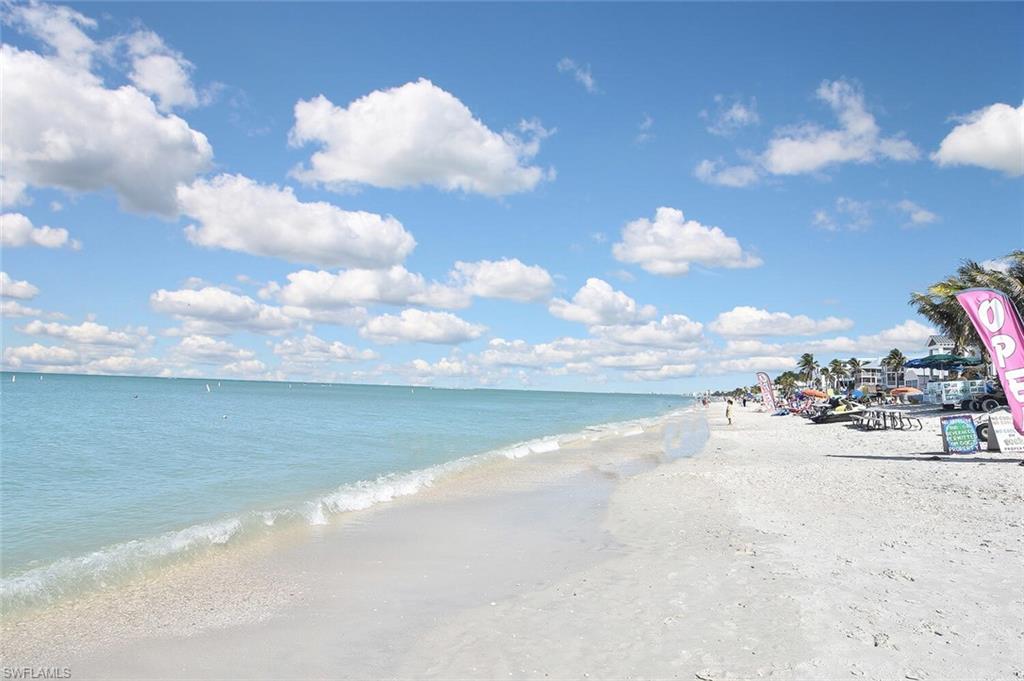 BEACH AND TENNIS CLUB - Residential