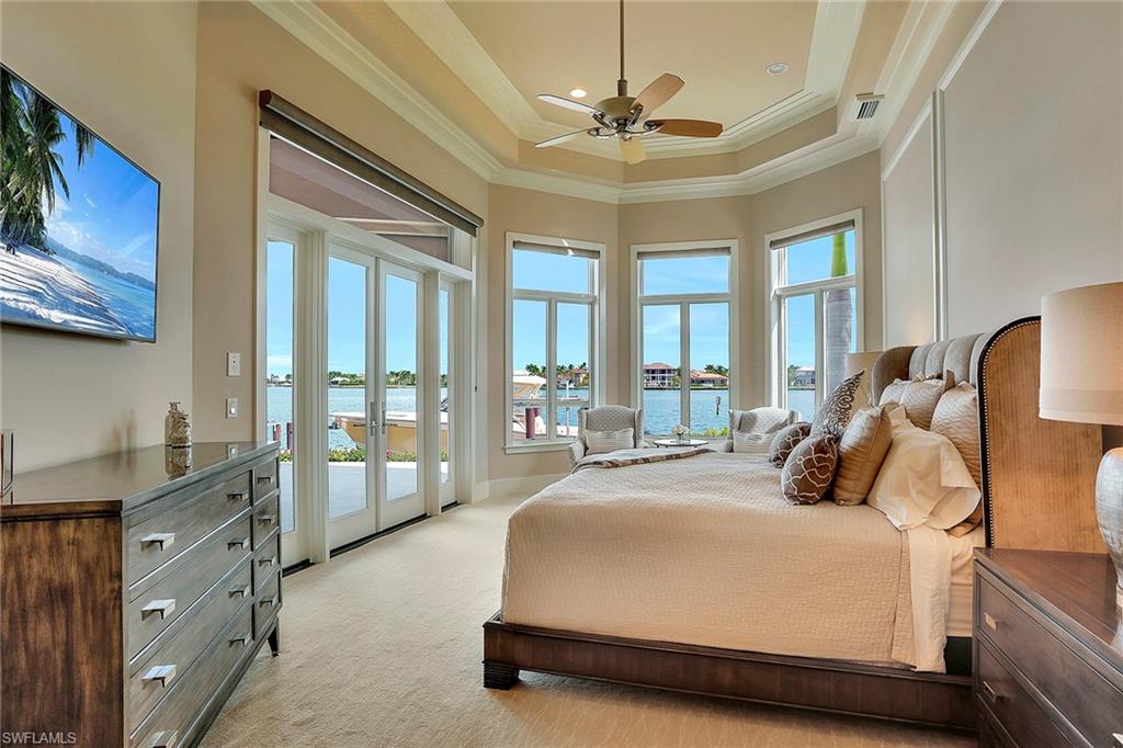 MARCO BEACH - Residential