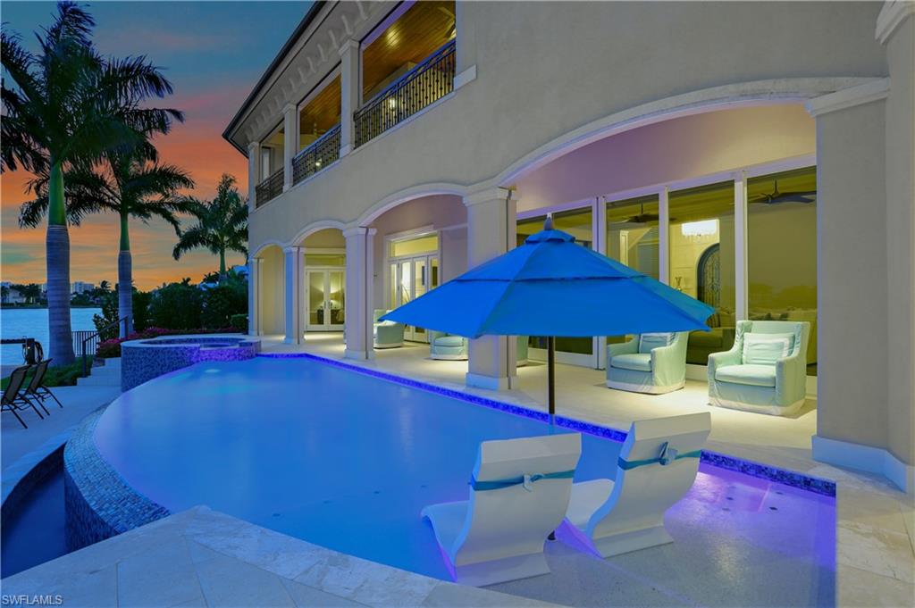 MARCO BEACH - Residential