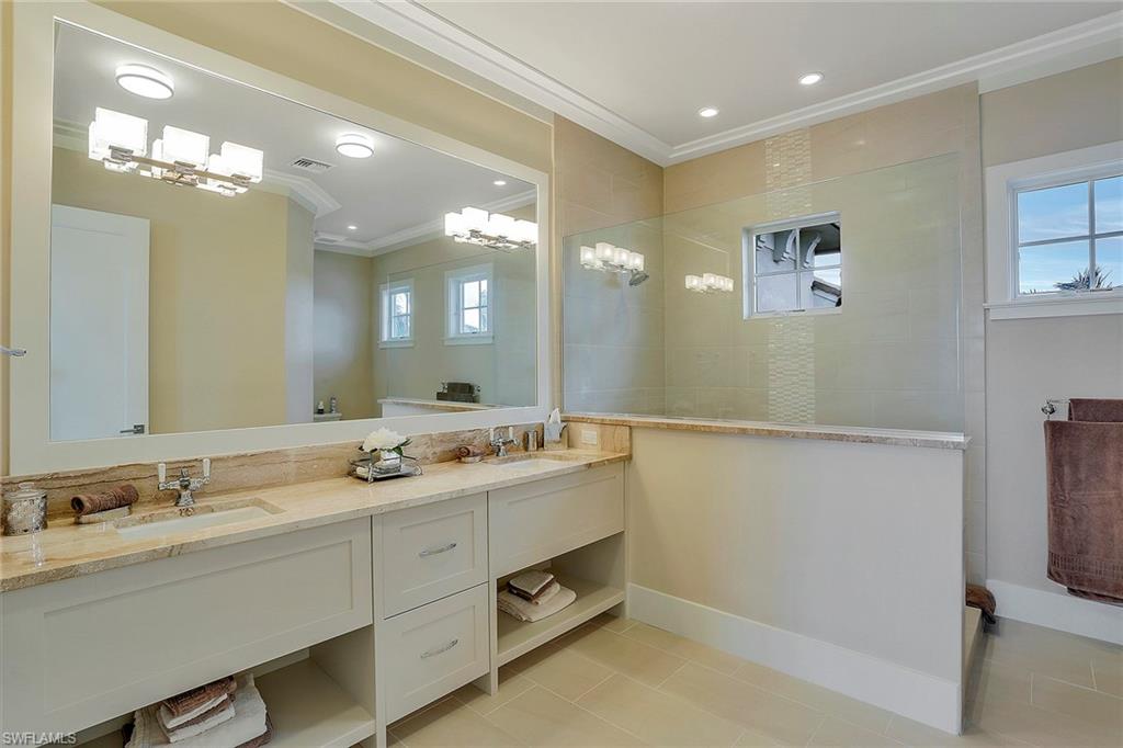 MARCO BEACH - Residential