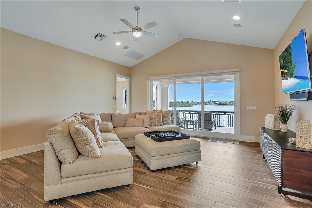 MARCO BEACH - Residential