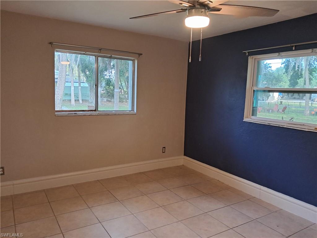 FORT MYERS SHORES - Residential