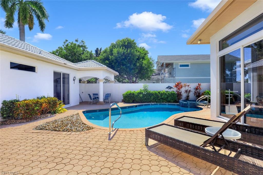 MARCO ISLAND - Residential