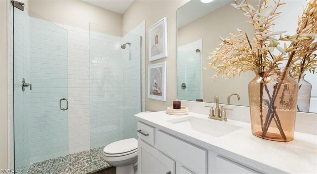 ESPLANADE LAKE CLUB - Residential