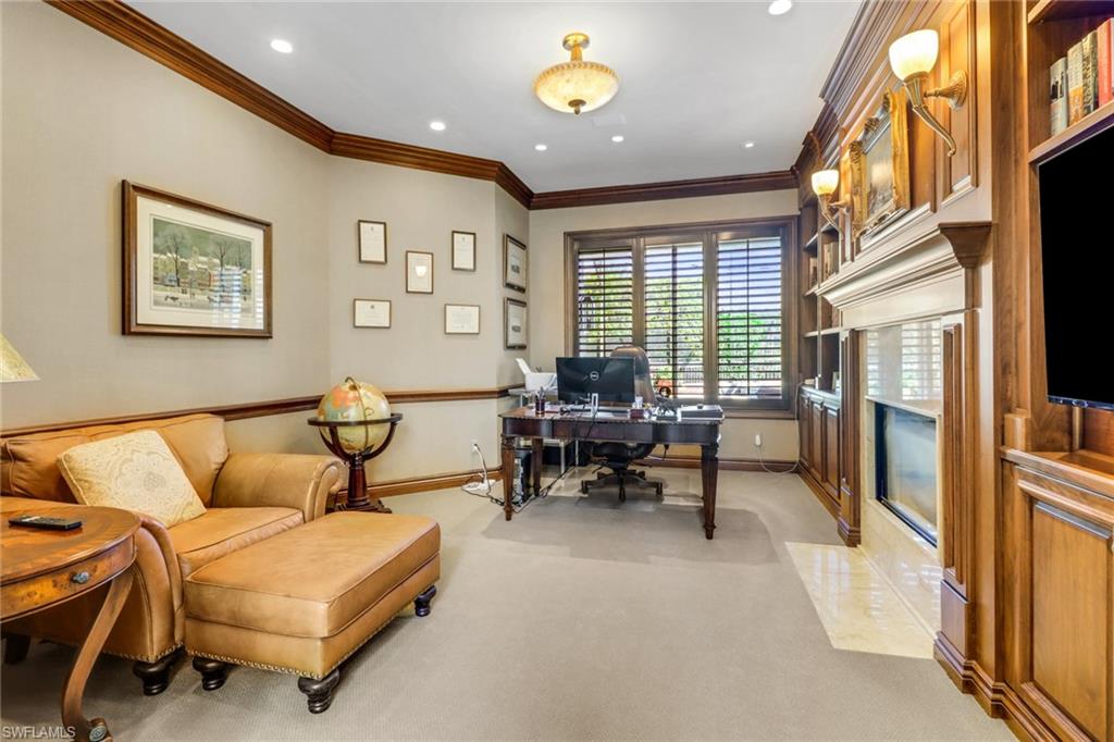 BAY COLONY SHORES - Residential