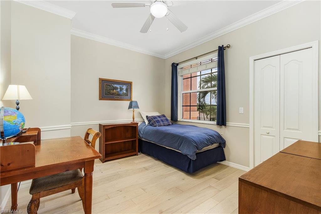 LAUREL LAKES - Residential