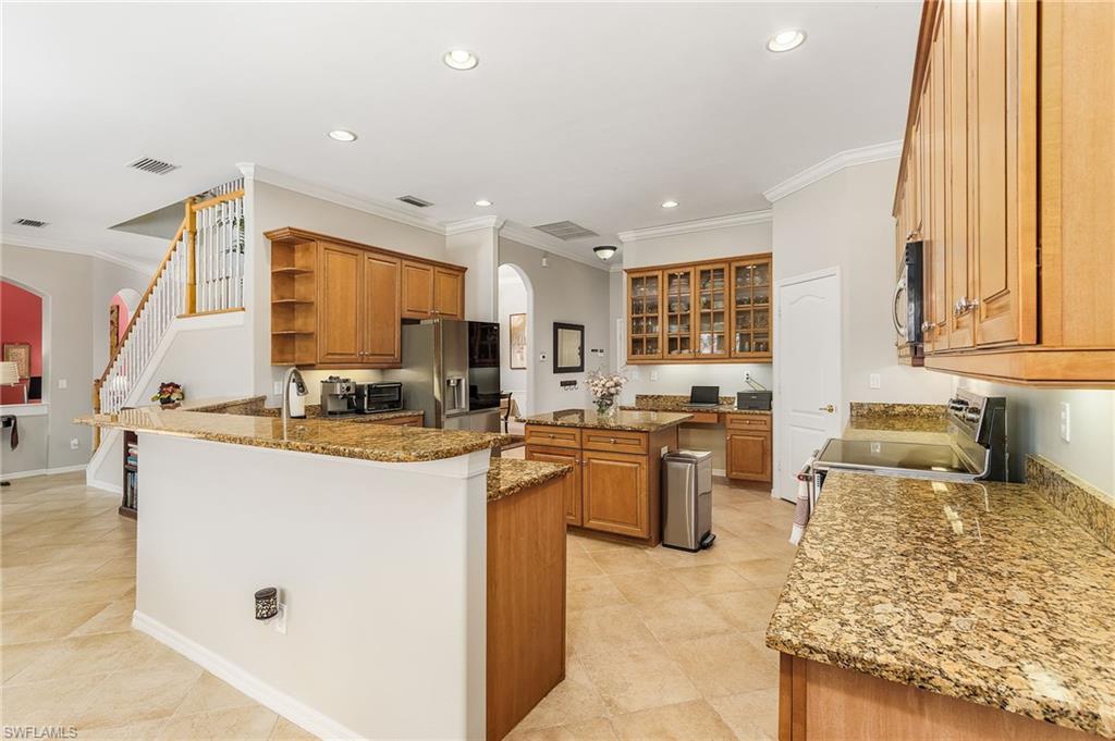 LAUREL LAKES - Residential