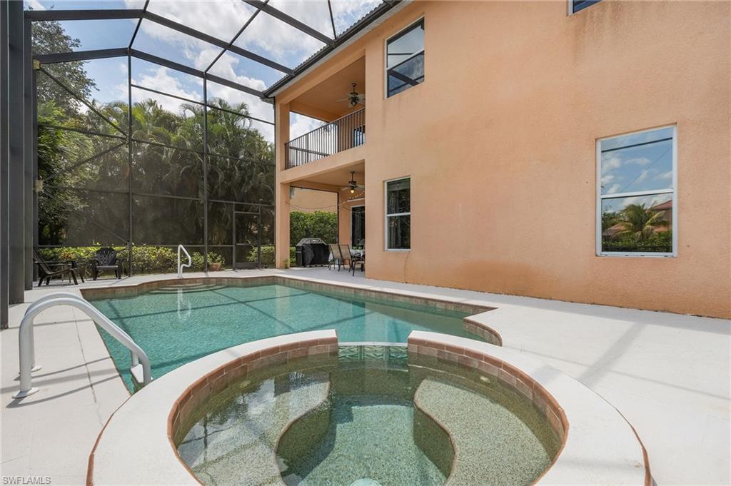 LAUREL LAKES - Residential