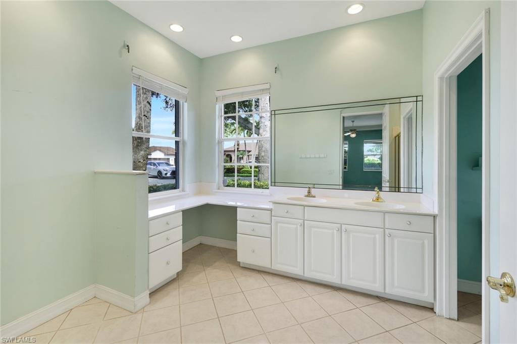 WALDEN LAKES - Residential