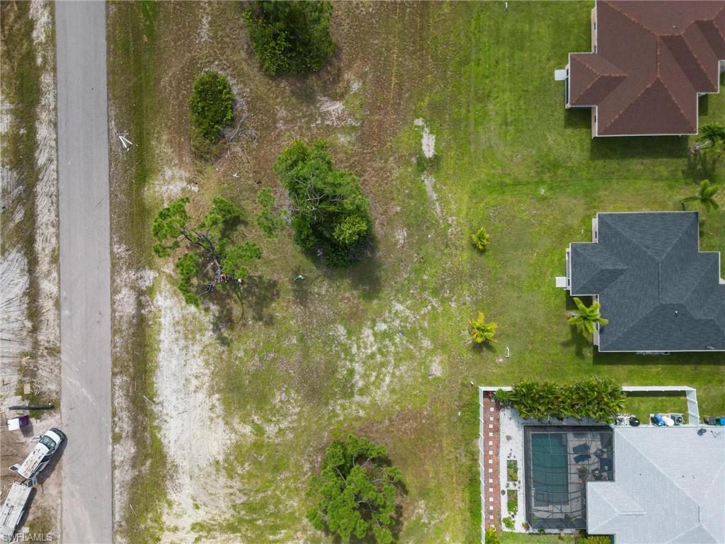 CAPE CORAL - Land