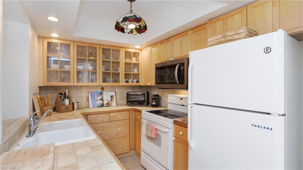 BOATHOUSE - Residential