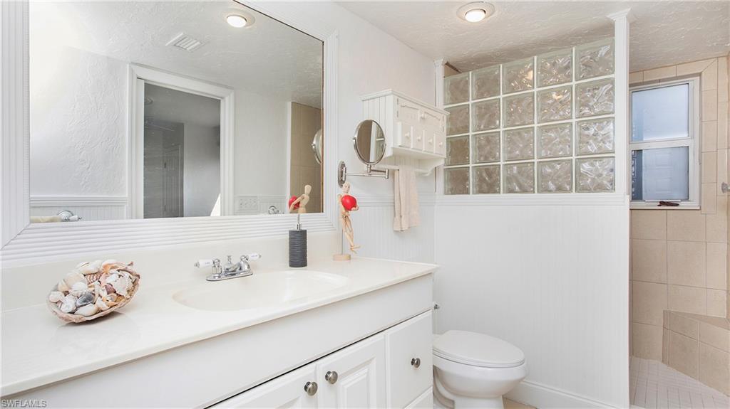 BOATHOUSE - Residential