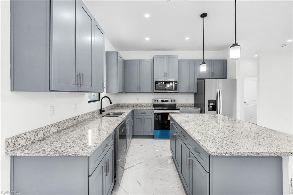 LEHIGH ACRES - Residential