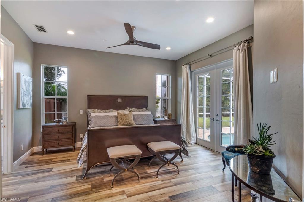 WILLOUGHBY ACRES - Residential