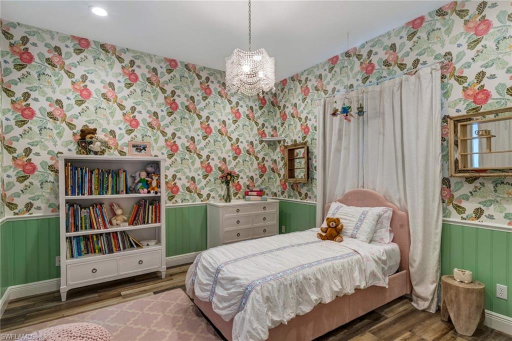 WILLOUGHBY ACRES - Residential