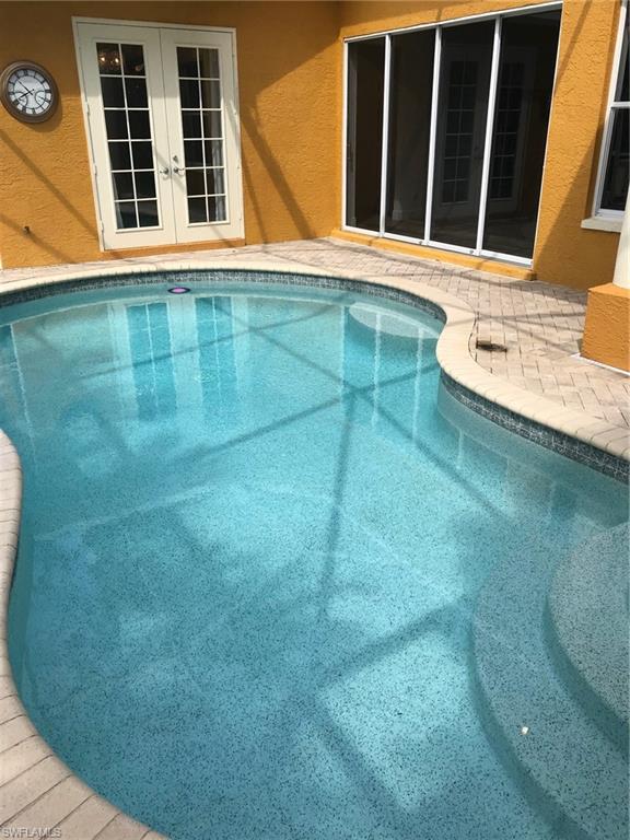 WILLOUGHBY ACRES - Residential