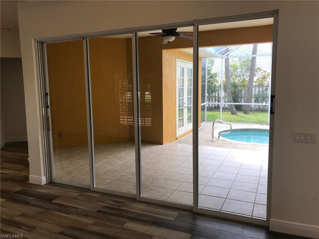 WILLOUGHBY ACRES - Residential