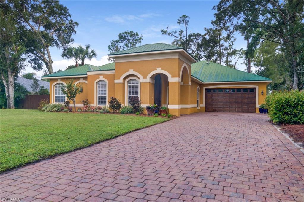 WILLOUGHBY ACRES - Residential