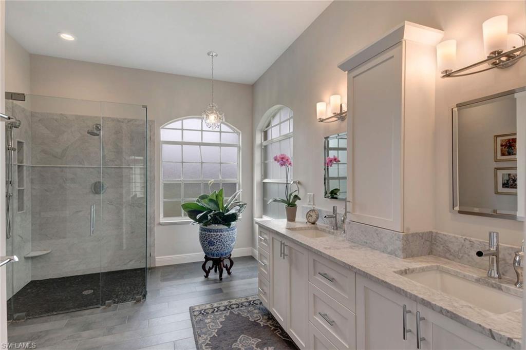 WILLOUGHBY ACRES - Residential