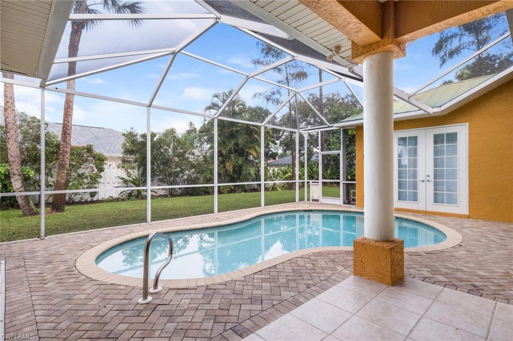 WILLOUGHBY ACRES - Residential