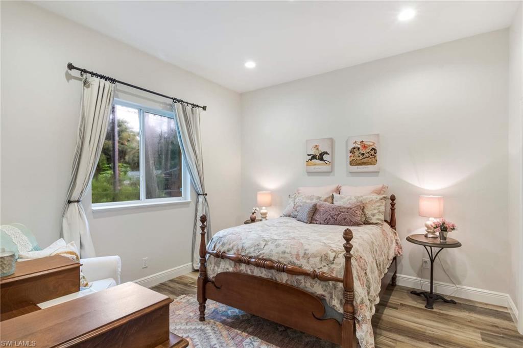 WILLOUGHBY ACRES - Residential