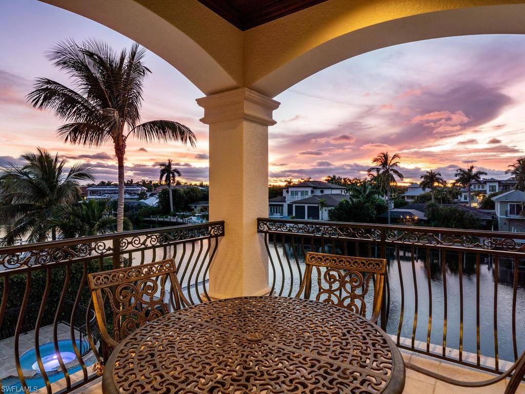 AQUALANE SHORES - Residential