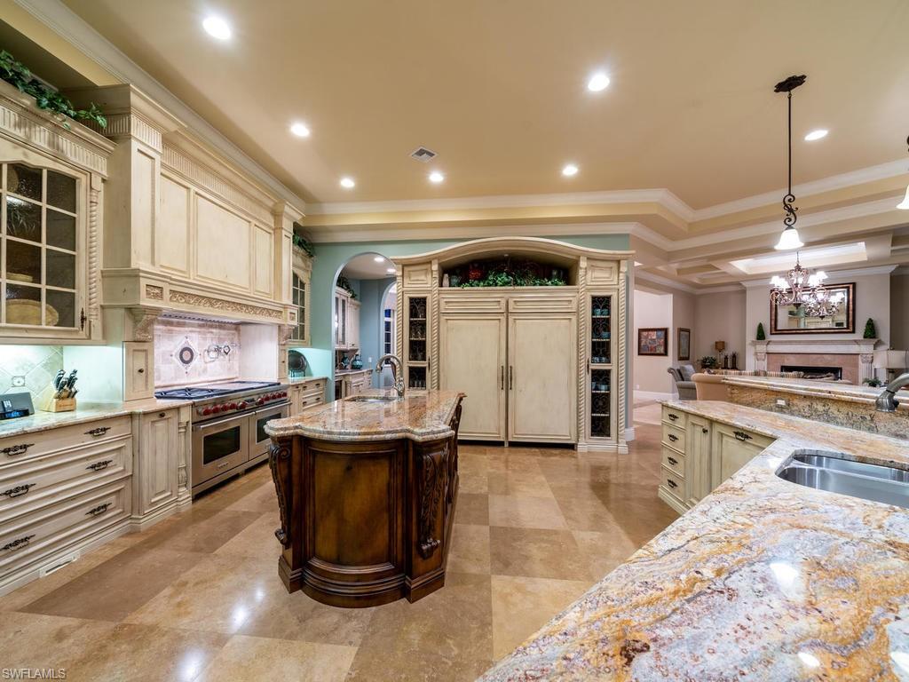 AQUALANE SHORES - Residential