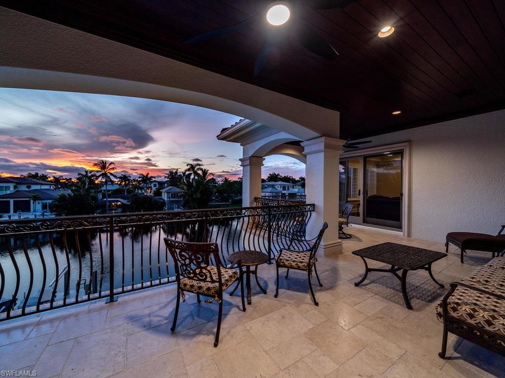 AQUALANE SHORES - Residential