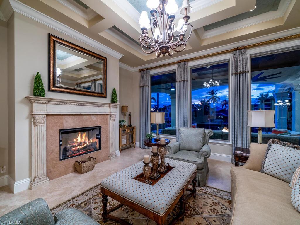 AQUALANE SHORES - Residential