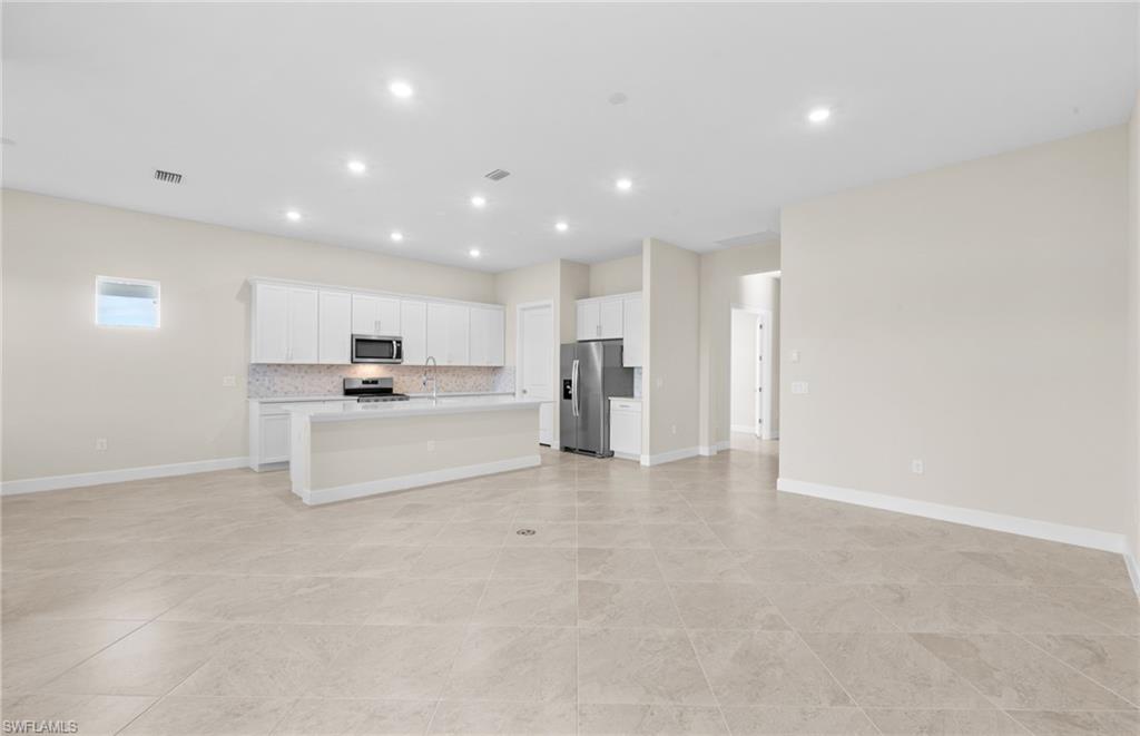 DEL WEBB OAK CREEK - Residential