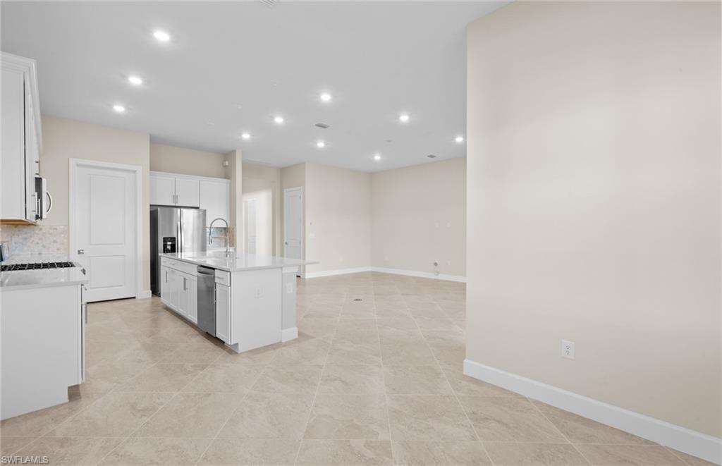 DEL WEBB OAK CREEK - Residential