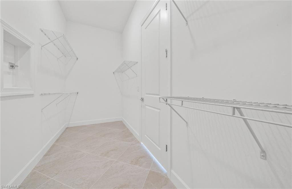 DEL WEBB OAK CREEK - Residential