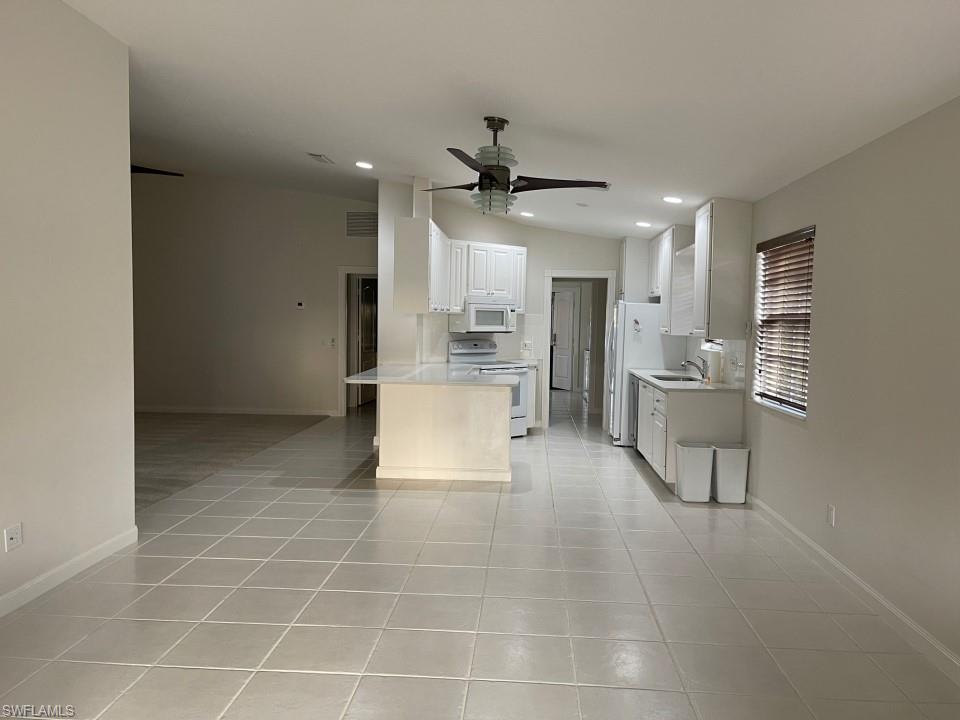 ISLAND WALK - Residential