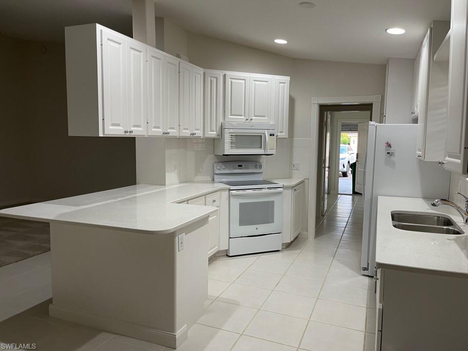 ISLAND WALK - Residential