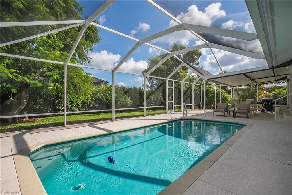 MARCO BEACH - Residential