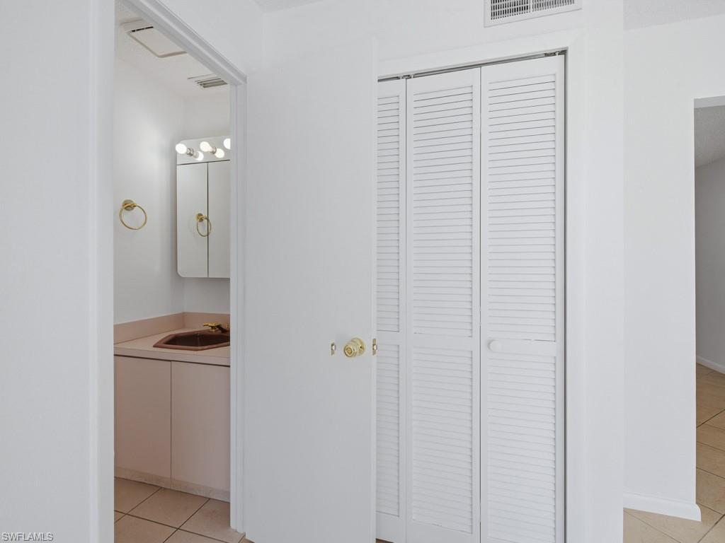 SAN MARCO VILLAS - Residential