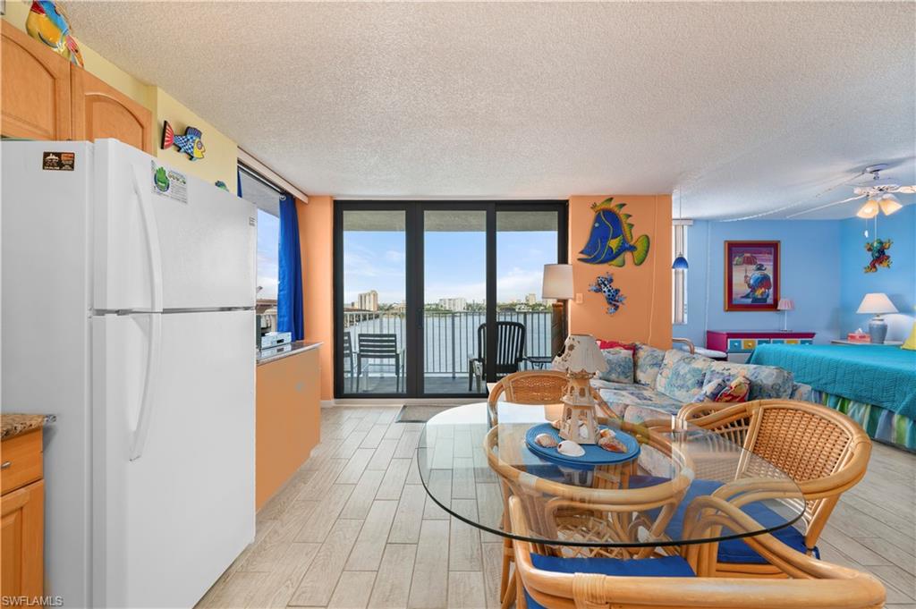 LOVERS KEY BEACH CLUB - Residential