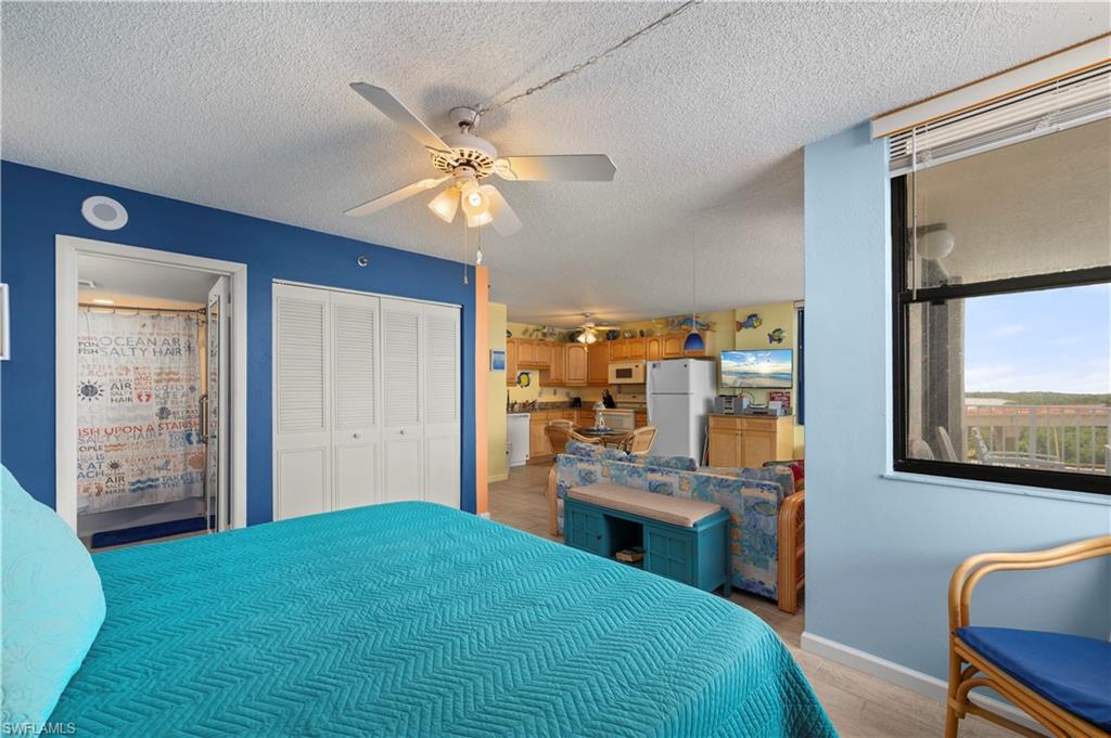 LOVERS KEY BEACH CLUB - Residential