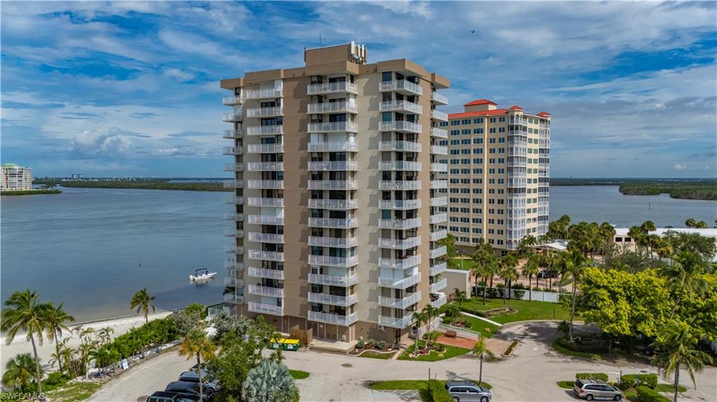 LOVERS KEY BEACH CLUB - Residential