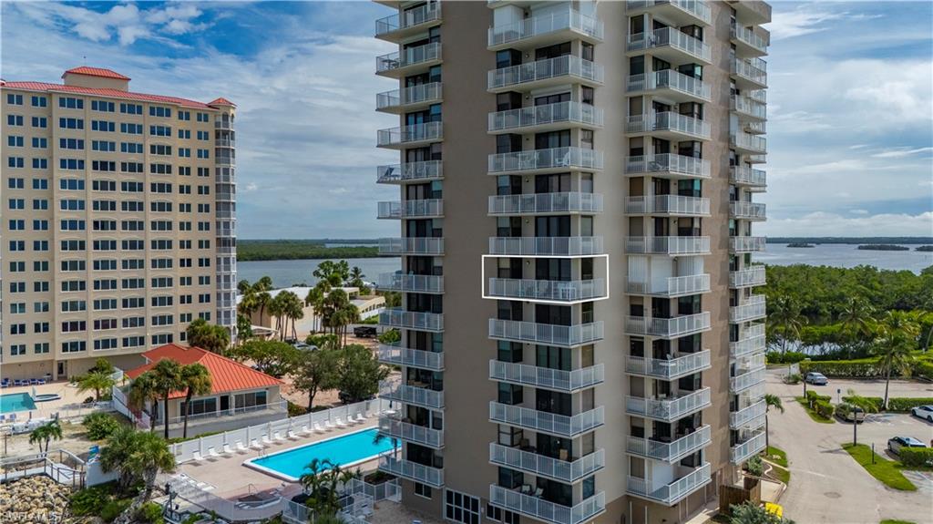 LOVERS KEY BEACH CLUB - Residential