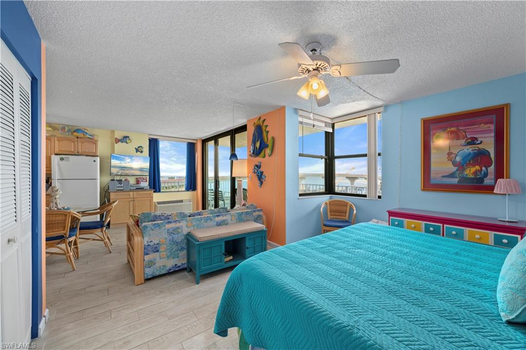 LOVERS KEY BEACH CLUB - Residential