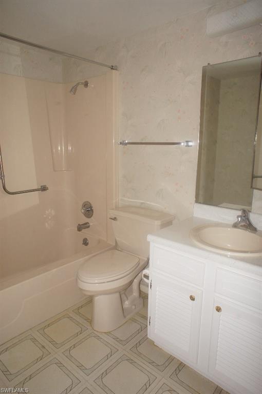 SEVEN LAKES - Residential