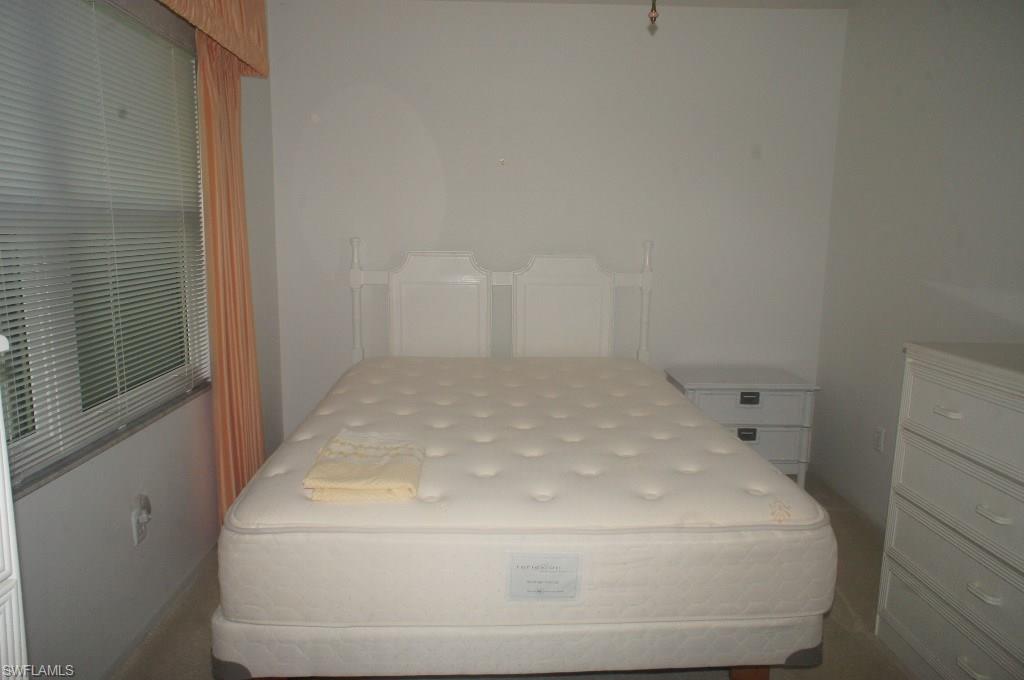 SEVEN LAKES - Residential